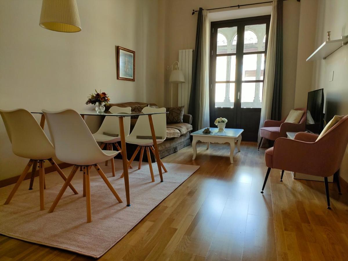 Apartamento Nueva Del Santisimo Granada Eksteriør bilde